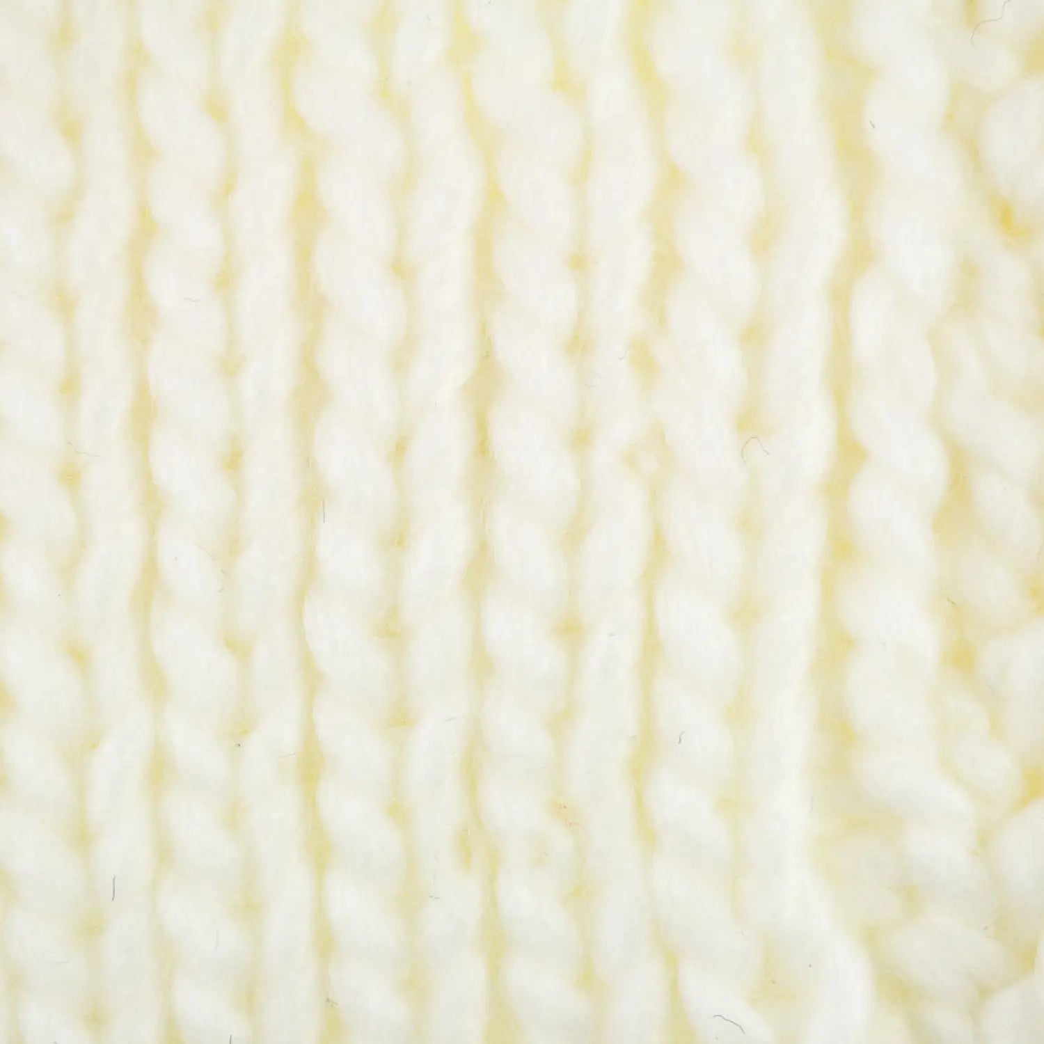 White wool texture on Bow-Detailed Knitted Headband for Autumn & Winter.
