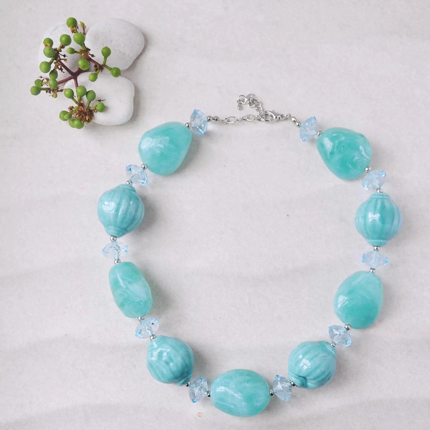 Chunky beads statement necklace with blue beads and silver clasp