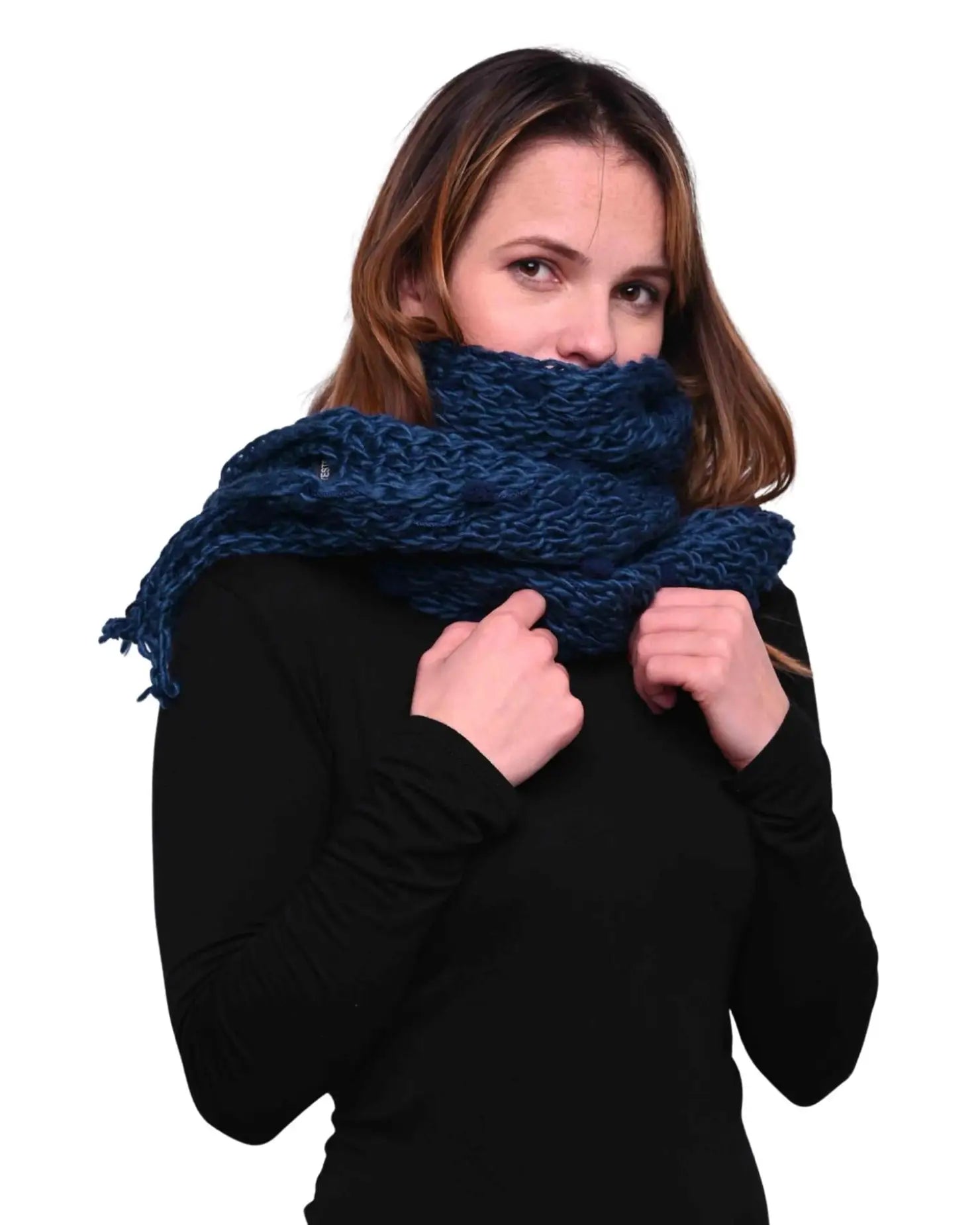 Chunky Bobble Knit Scarf in Blue for Winter Fashion