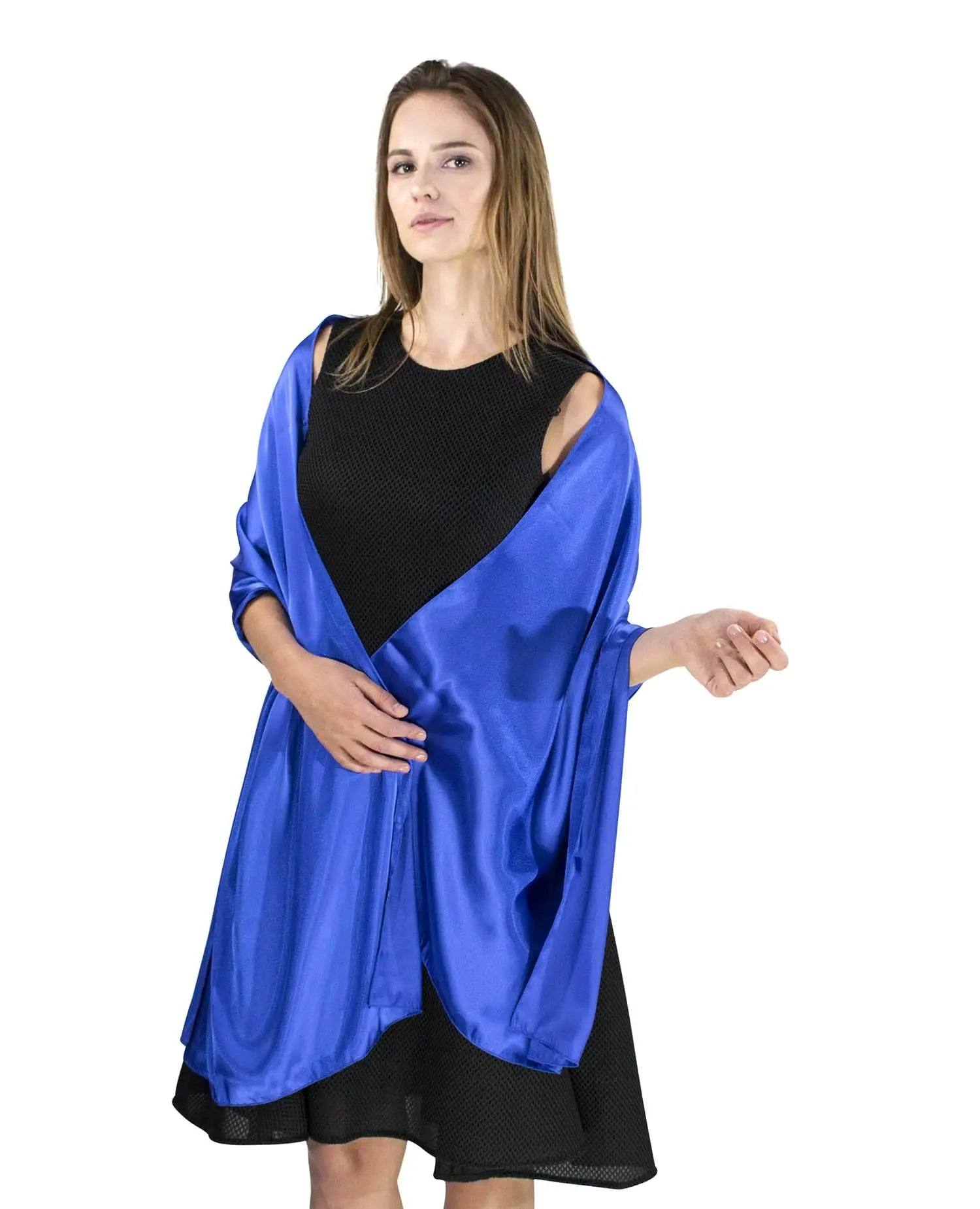 Elegant satin evening shawl in blue and black worn by a woman.