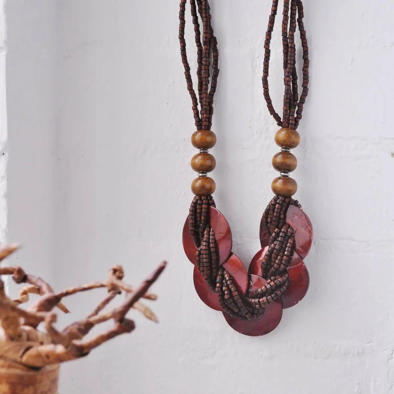 Elegant Wooden Beads Necklace – Lightweight & Versatile for Women - Brown - Necklaces