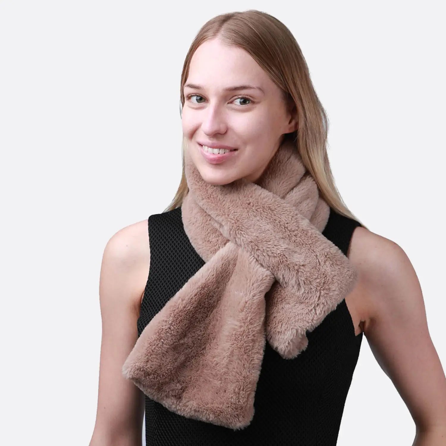 Faux fur collar scarf with built-in tie double-sided