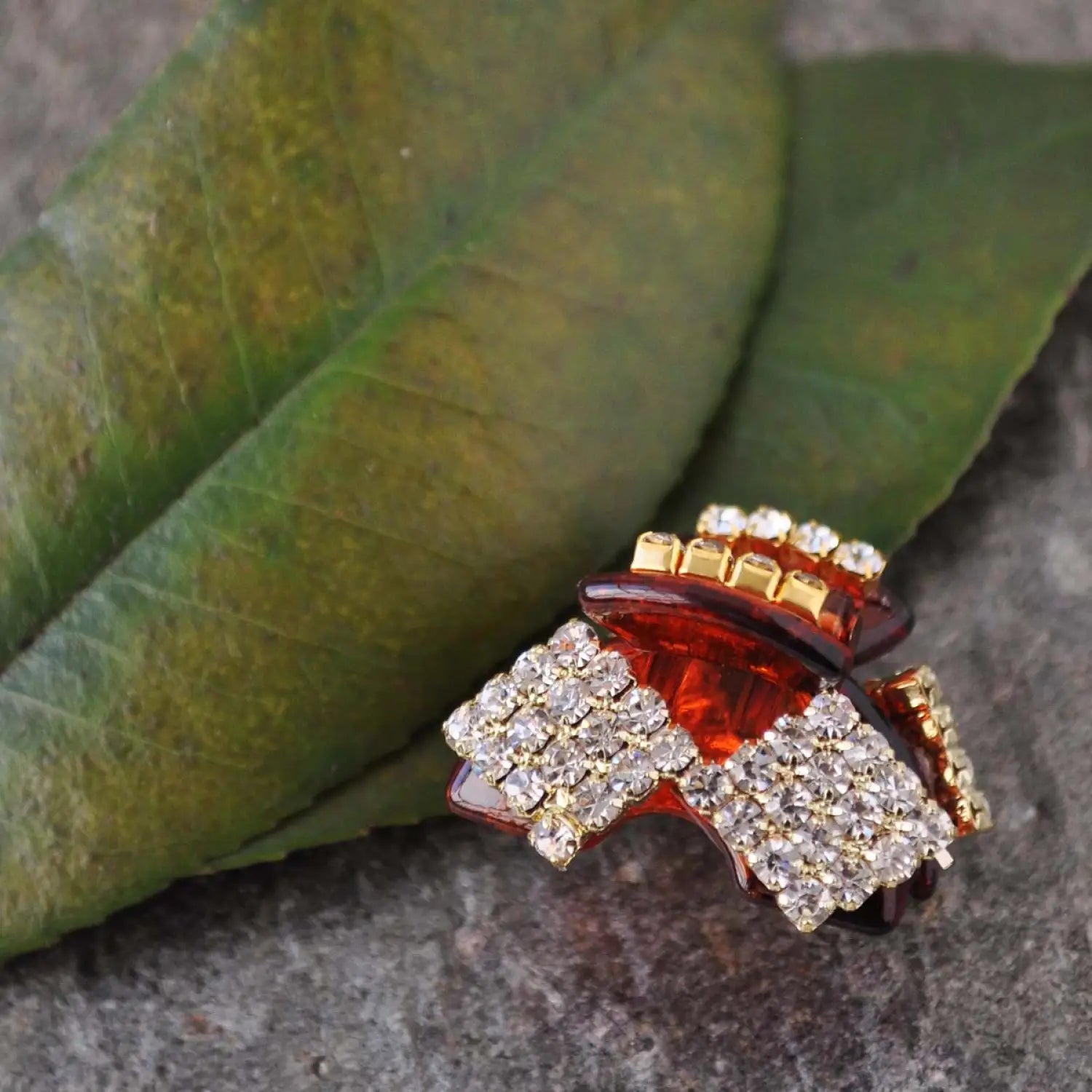 Red stone ring with white diamonds in Mini Diamante Crystal Double Diamond Hair Claw 2pcs