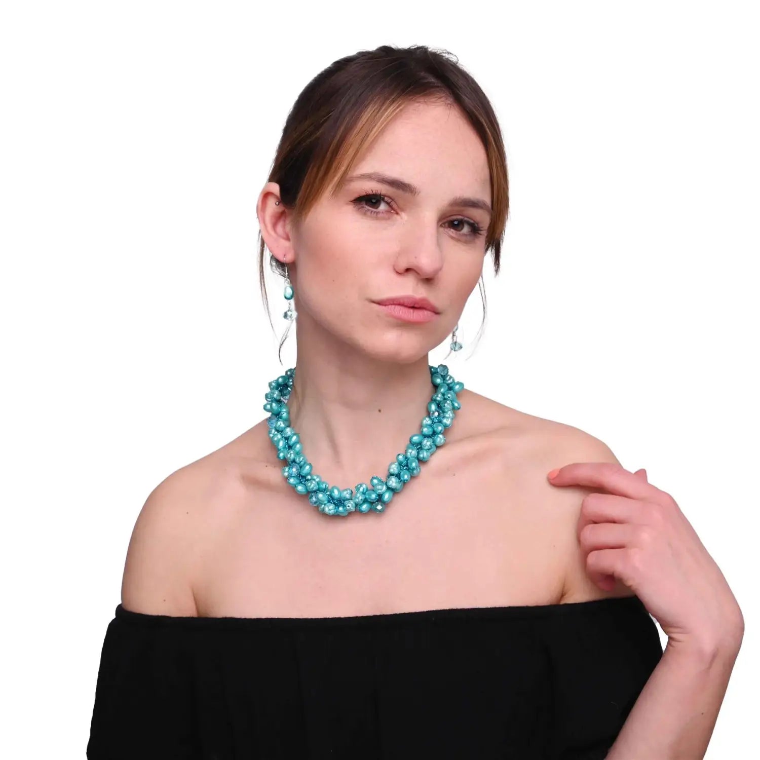 Woman wearing turquoise bead necklace from Pearl Bead Earring and Necklace Set Statement Jewellery.