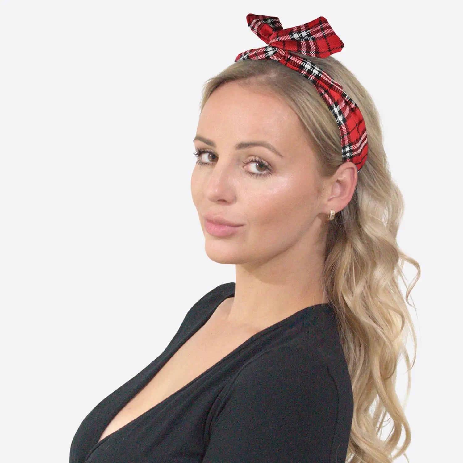 Woman with red and black plaid wire headband from Retro Tartan & Plain Wire Headband Set